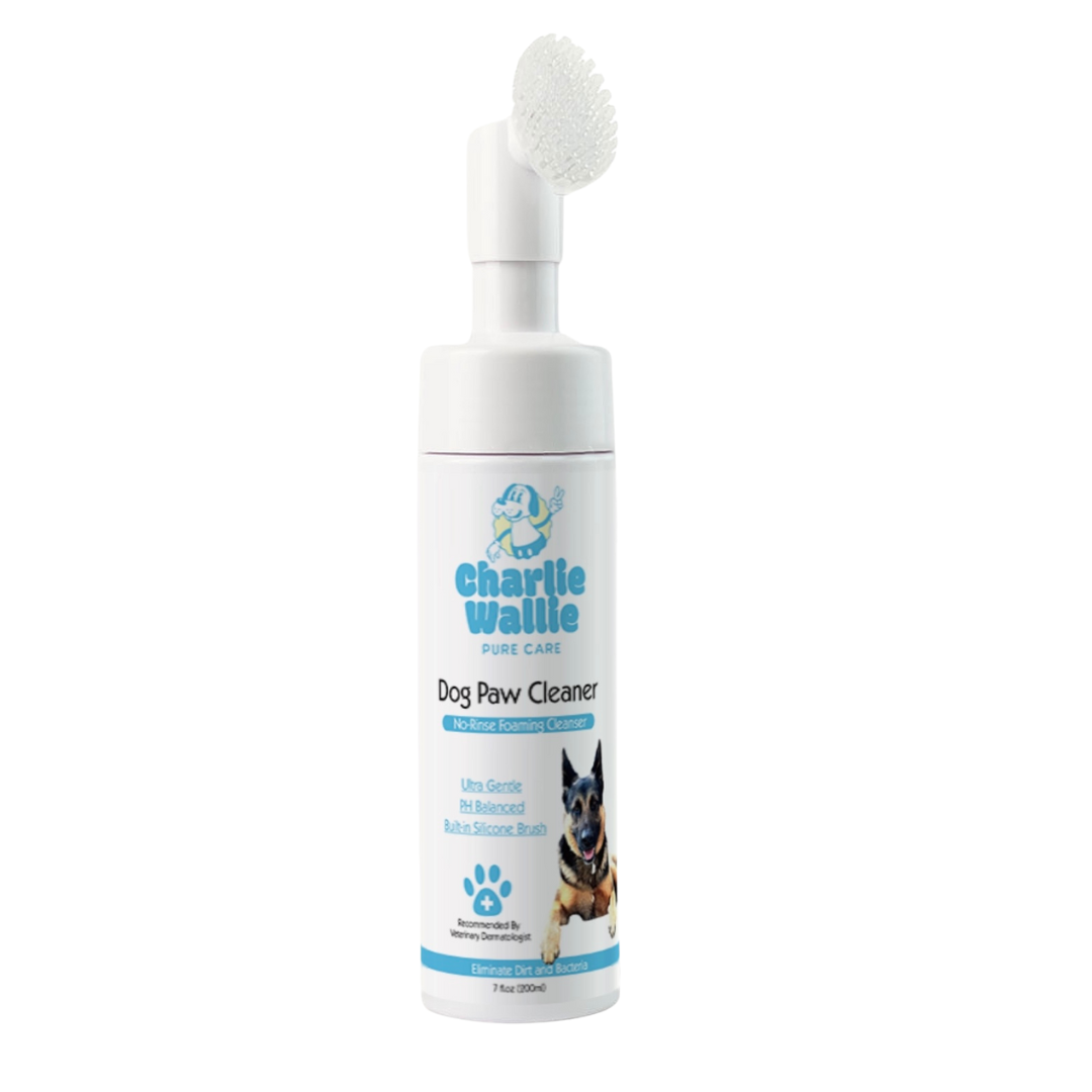 Waterless Dog Paw Cleaner by Charlie Wallie